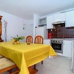 Apartman Vice