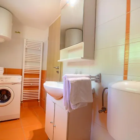 Vice Διαμέρισμα *